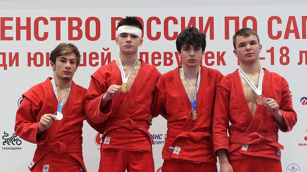 Второй день Первенства Казахстана по самбо вновь принёс нашим спортсменам золотую и бронзовую медали!